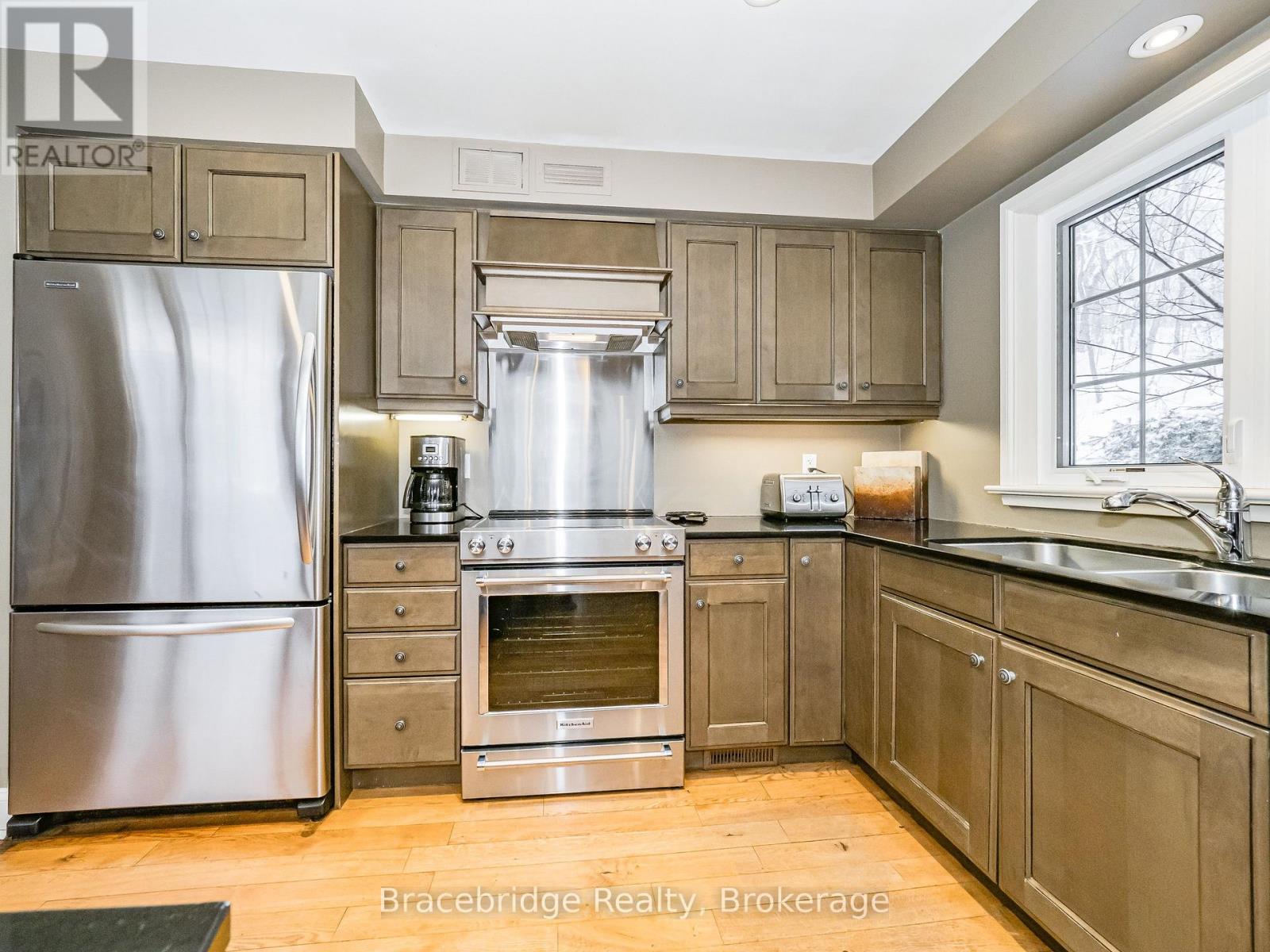 Sandfield 5 W10 - 3876 Muskoka Rd 118 Highway W, Muskoka Lakes, Ontario  P0B 1J0 - Photo 9 - X13023516