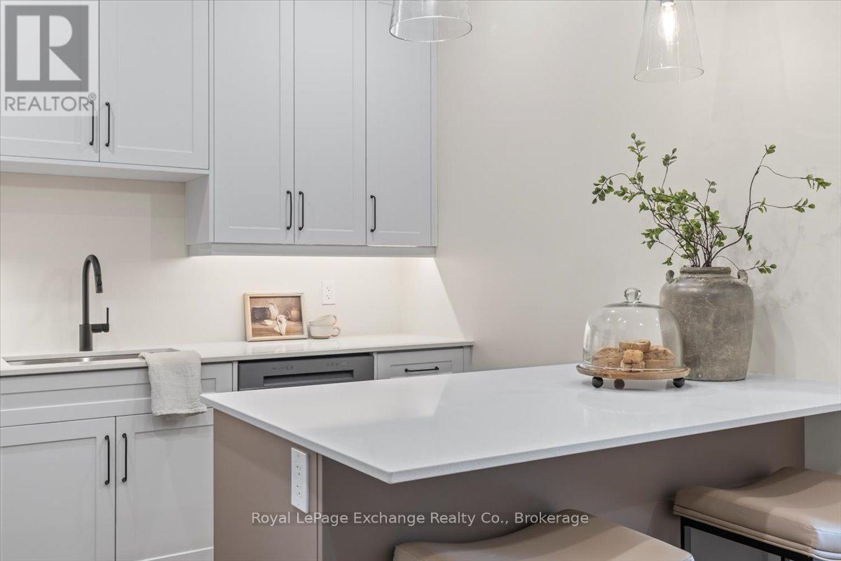 6 - 331 Arnaud Street, Arran-Elderslie, Ontario  N0G 2N0 - Photo 8 - X13023532