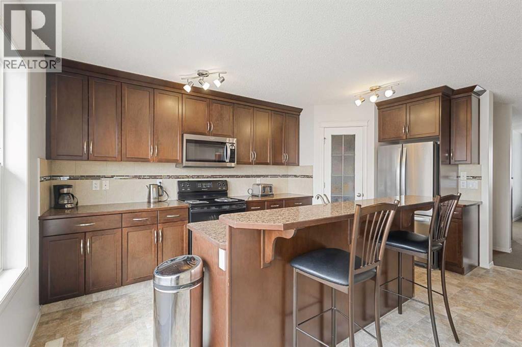 41 Silverado Saddle Avenue SW, Calgary, Alberta  T2X 0H8 - Photo 9 - A2293229