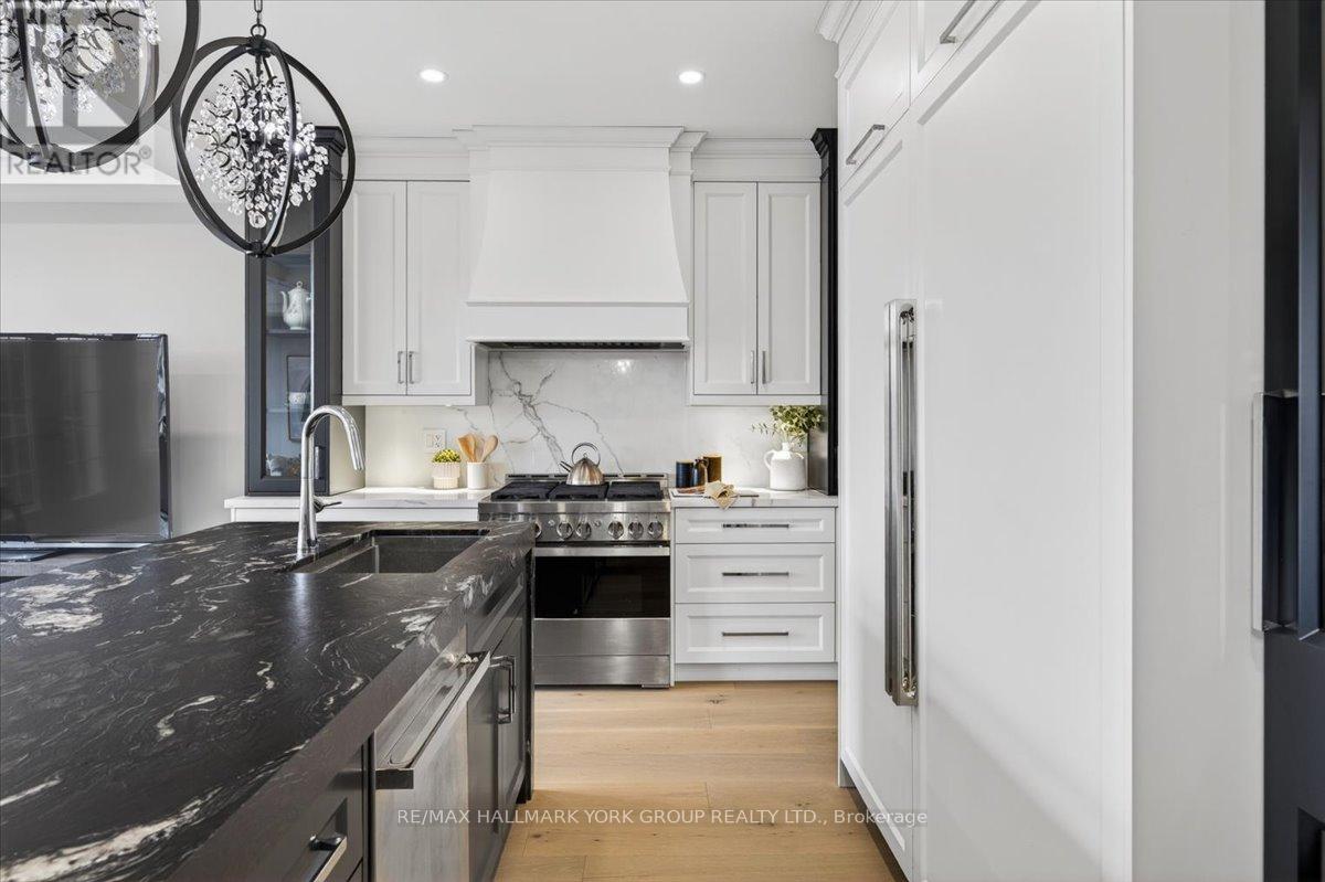 40 Alex Campbell Crescent W, King, Ontario  L7B 0C2 - Photo 13 - N13023512