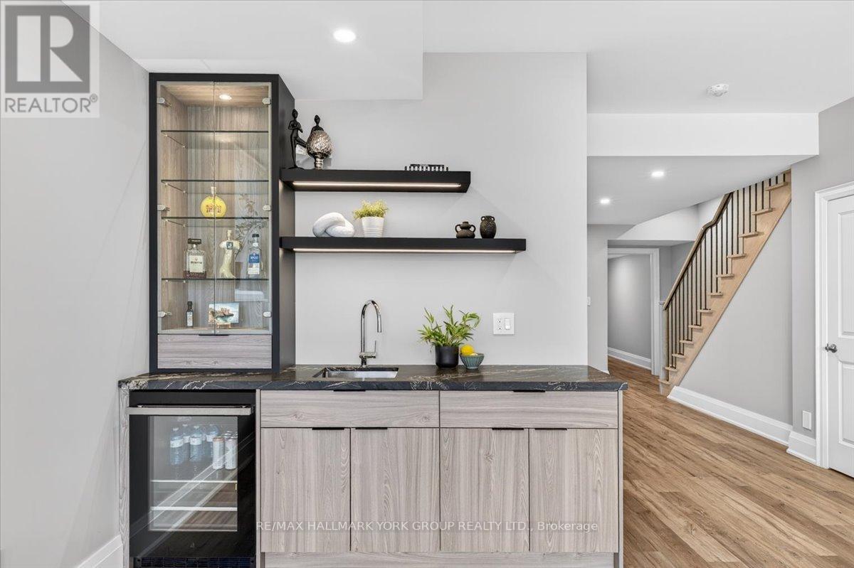 40 Alex Campbell Crescent W, King, Ontario  L7B 0C2 - Photo 47 - N13023512