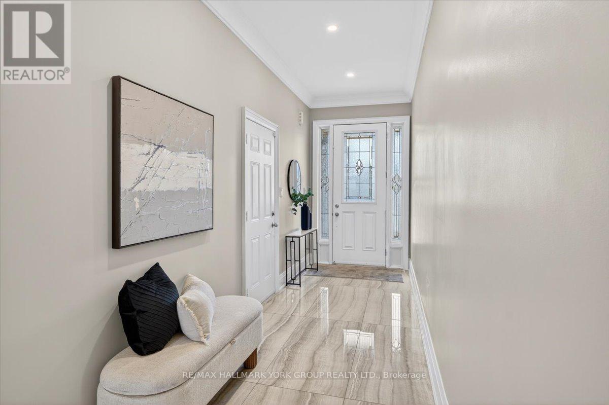 40 Alex Campbell Crescent W, King, Ontario  L7B 0C2 - Photo 6 - N13023512