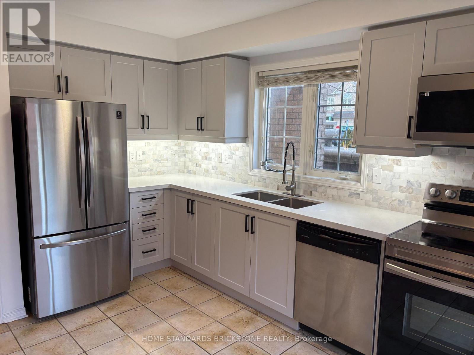 1 Sugarforest Drive, Vaughan, Ontario  L4J 8M8 - Photo 2 - N13023556