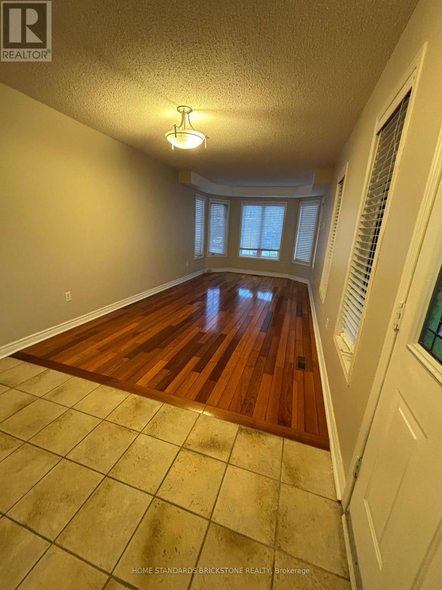 1 Sugarforest Drive, Vaughan, Ontario  L4J 8M8 - Photo 6 - N13023556