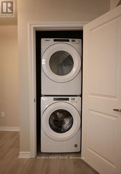 32 Mills Circle, Springwater (Midhurst), Ontario  L0L 1X0 - Photo 13 - S13023480