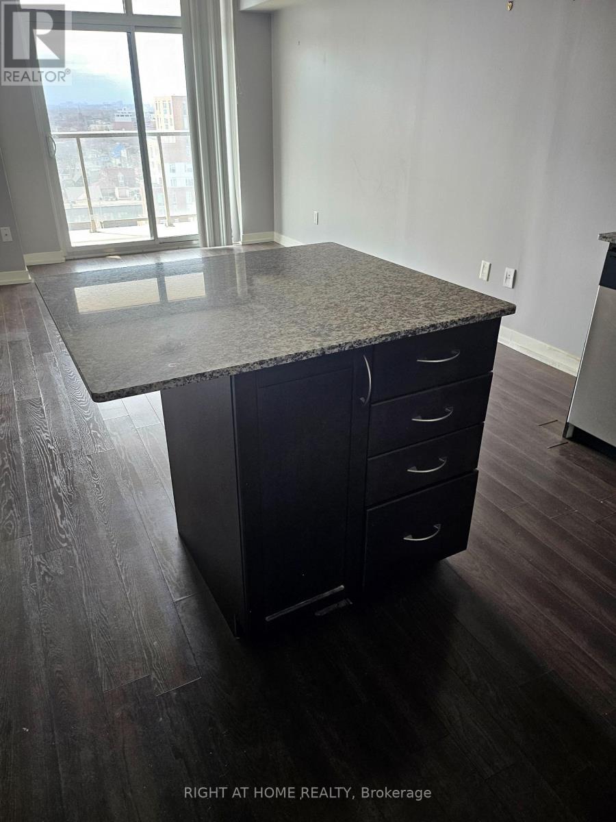 1306 - 815 Lansdowne Avenue, Toronto, Ontario  M6H 4K6 - Photo 13 - W13023472