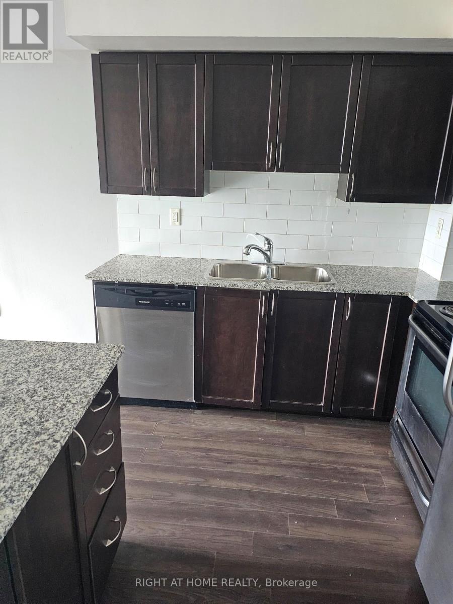 1306 - 815 Lansdowne Avenue, Toronto, Ontario  M6H 4K6 - Photo 7 - W13023472