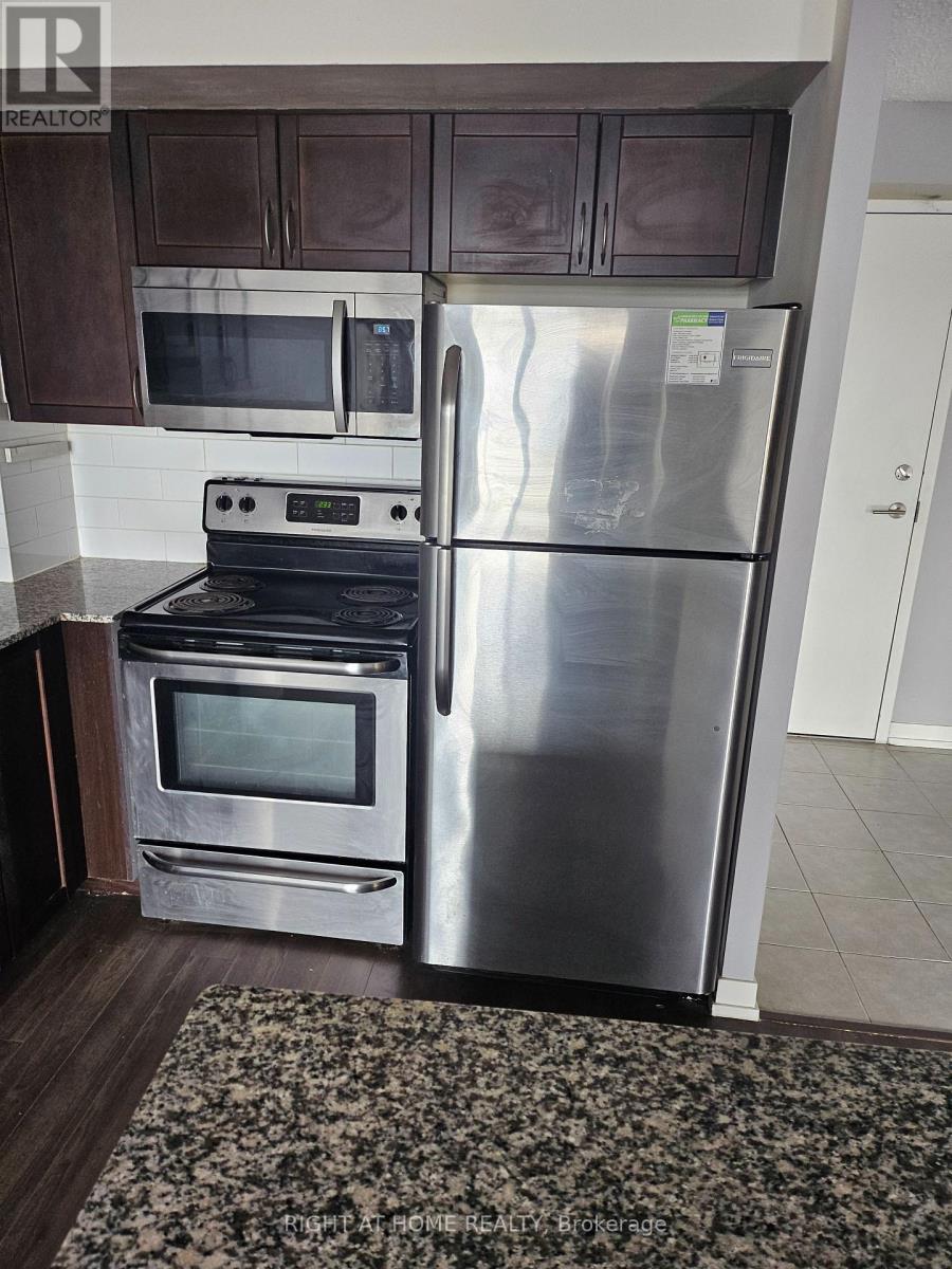 1306 - 815 Lansdowne Avenue, Toronto, Ontario  M6H 4K6 - Photo 8 - W13023472