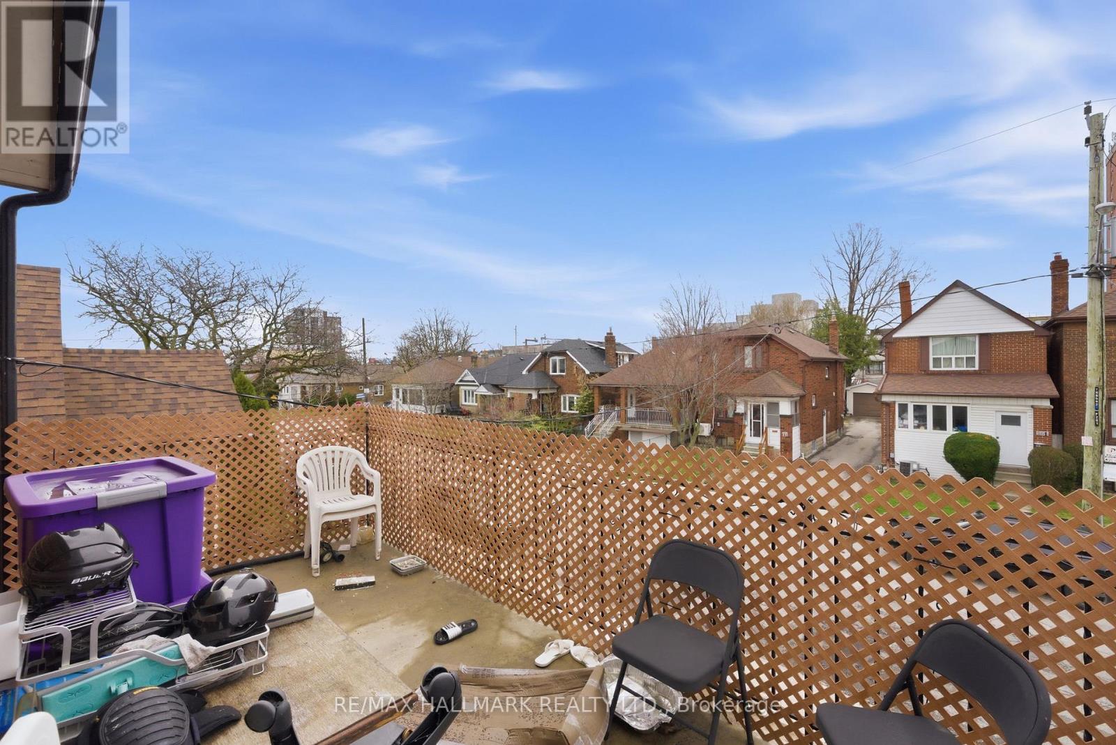 196 Livingstone Avenue, Toronto, Ontario  M6E 2M2 - Photo 19 - W13023542