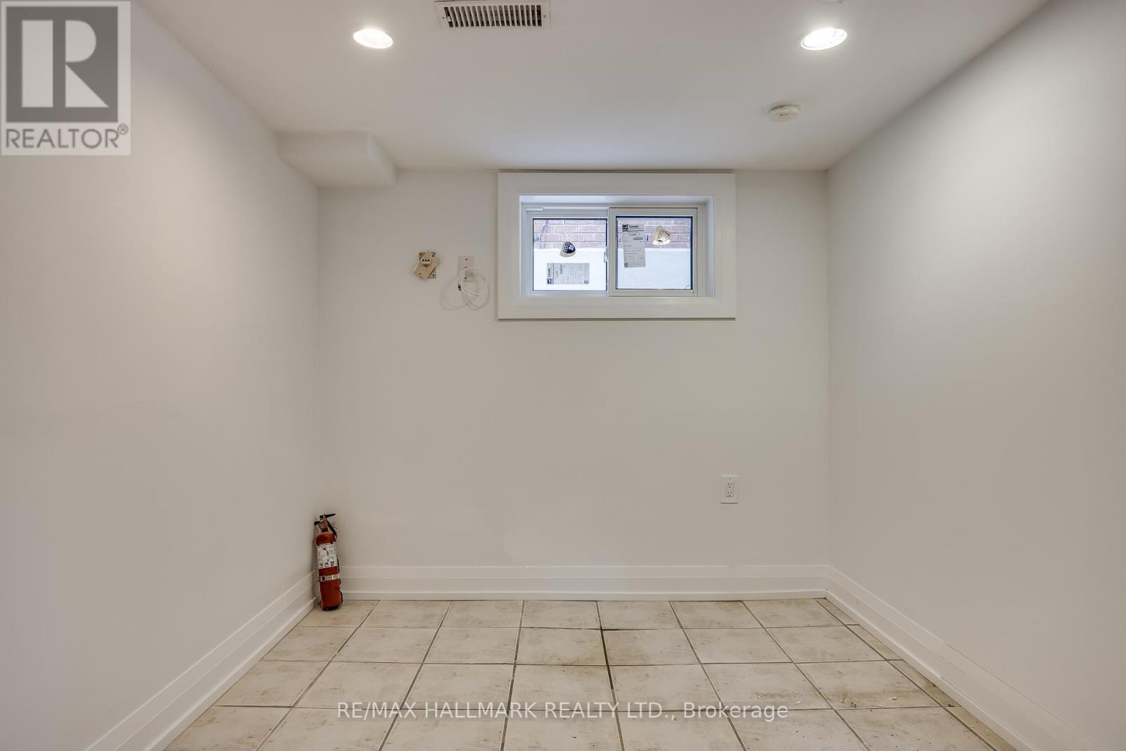 196 Livingstone Avenue, Toronto, Ontario  M6E 2M2 - Photo 29 - W13023542