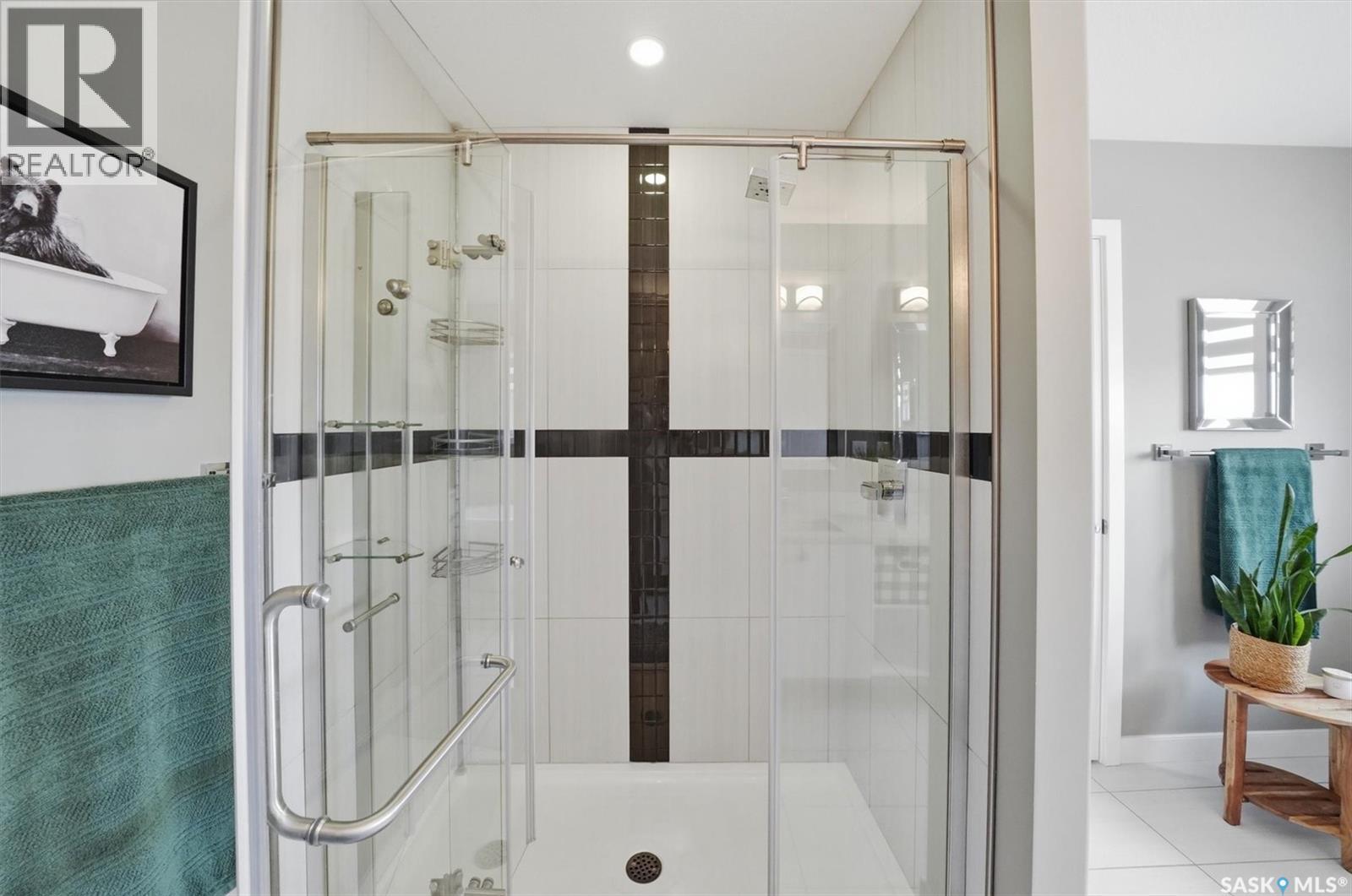 127 Schumacher Bay, Saskatoon, Saskatchewan  S7V 0H7 - Photo 23 - SK033371