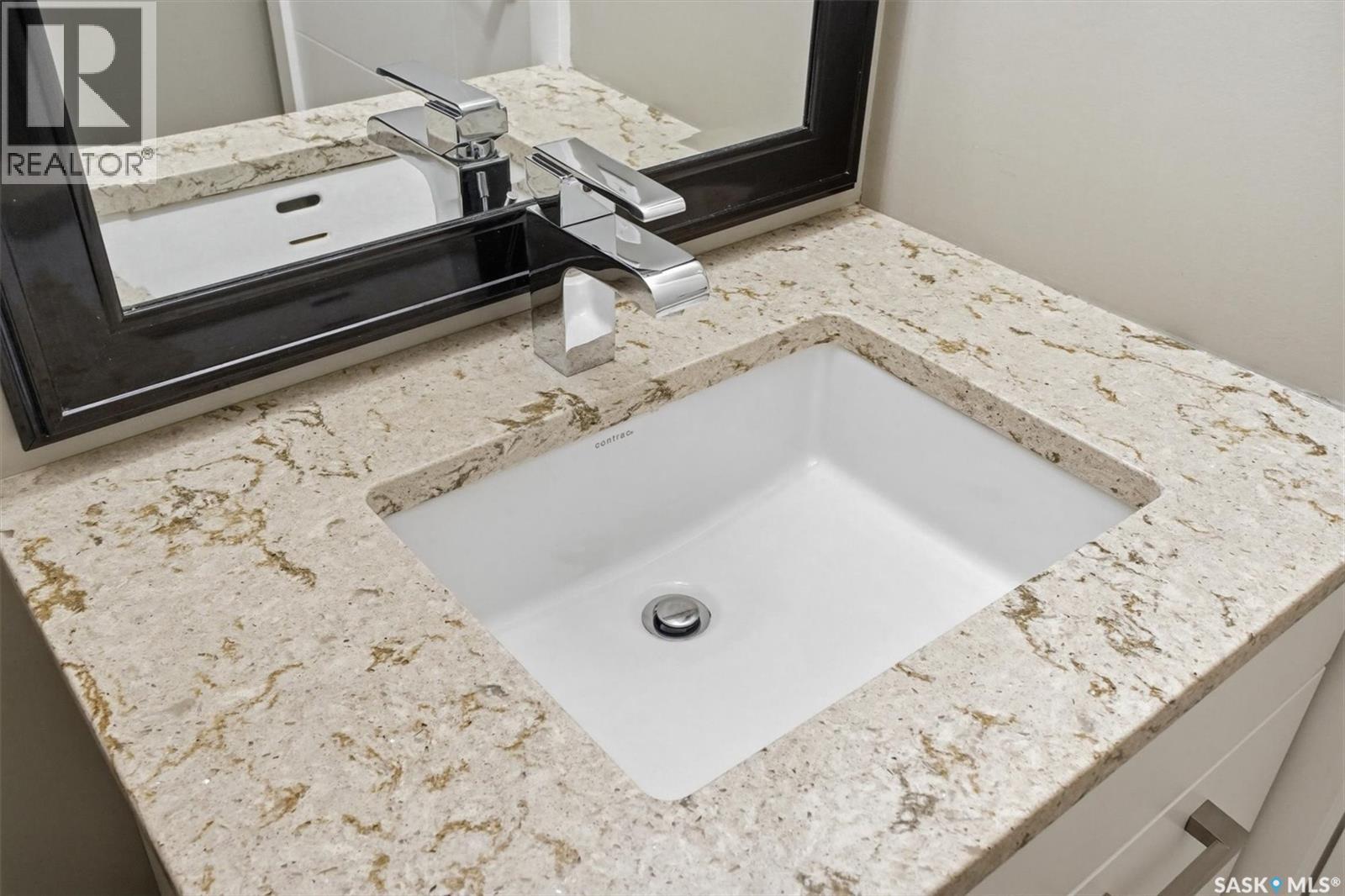 127 Schumacher Bay, Saskatoon, Saskatchewan  S7V 0H7 - Photo 28 - SK033371