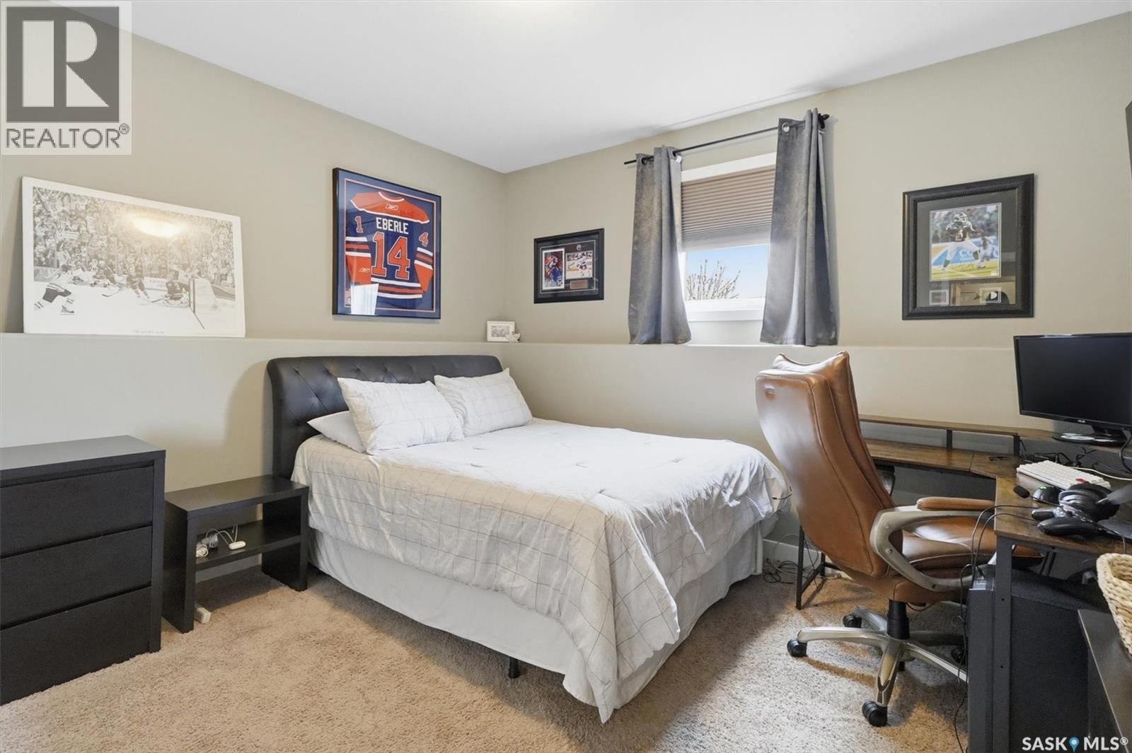 127 Schumacher Bay, Saskatoon, Saskatchewan  S7V 0H7 - Photo 37 - SK033371