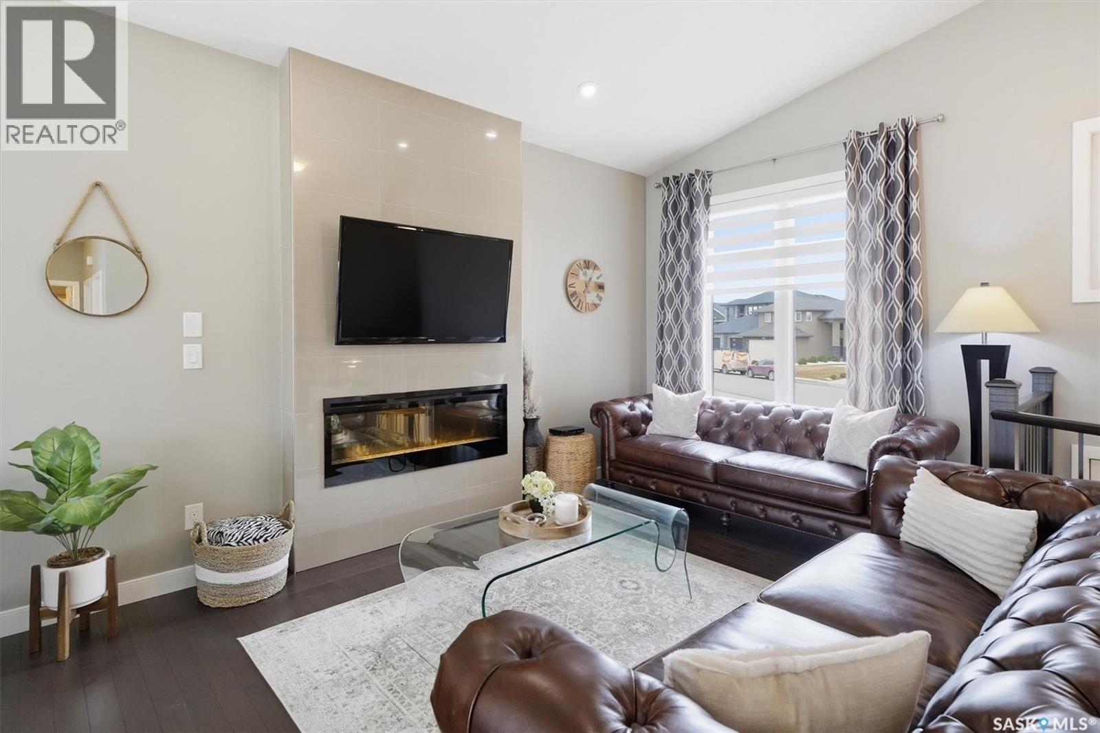 127 Schumacher Bay, Saskatoon, Saskatchewan  S7V 0H7 - Photo 4 - SK033371