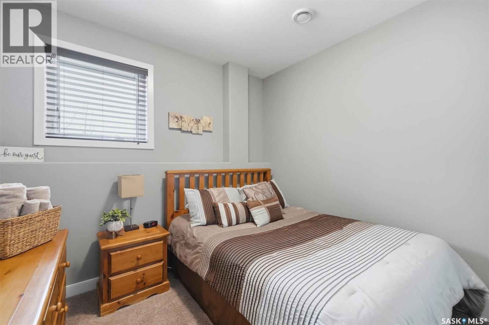 127 Schumacher Bay, Saskatoon, Saskatchewan  S7V 0H7 - Photo 41 - SK033371