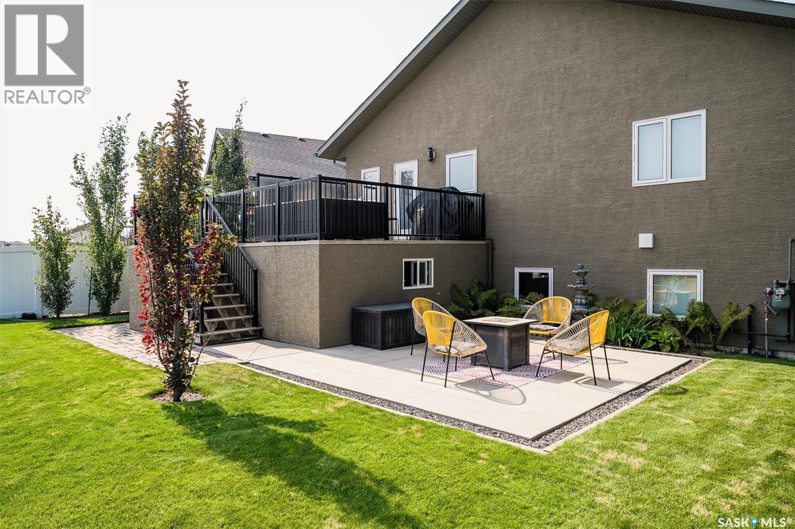 127 Schumacher Bay, Saskatoon, Saskatchewan  S7V 0H7 - Photo 47 - SK033371