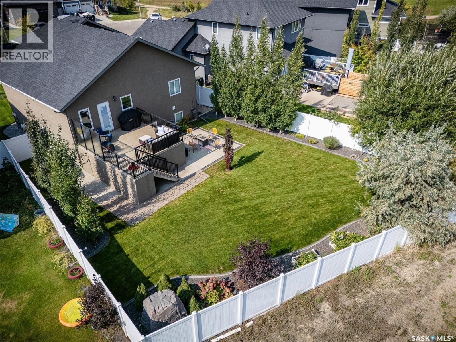 127 Schumacher Bay, Saskatoon, Saskatchewan  S7V 0H7 - Photo 56 - SK033371