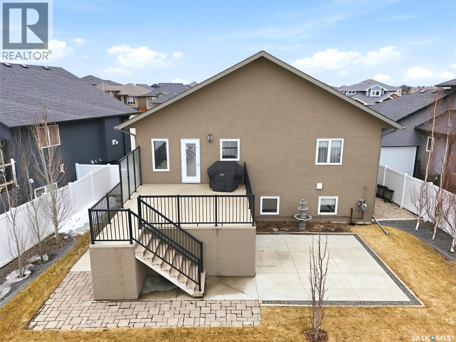 127 Schumacher Bay, Saskatoon, Saskatchewan  S7V 0H7 - Photo 60 - SK033371