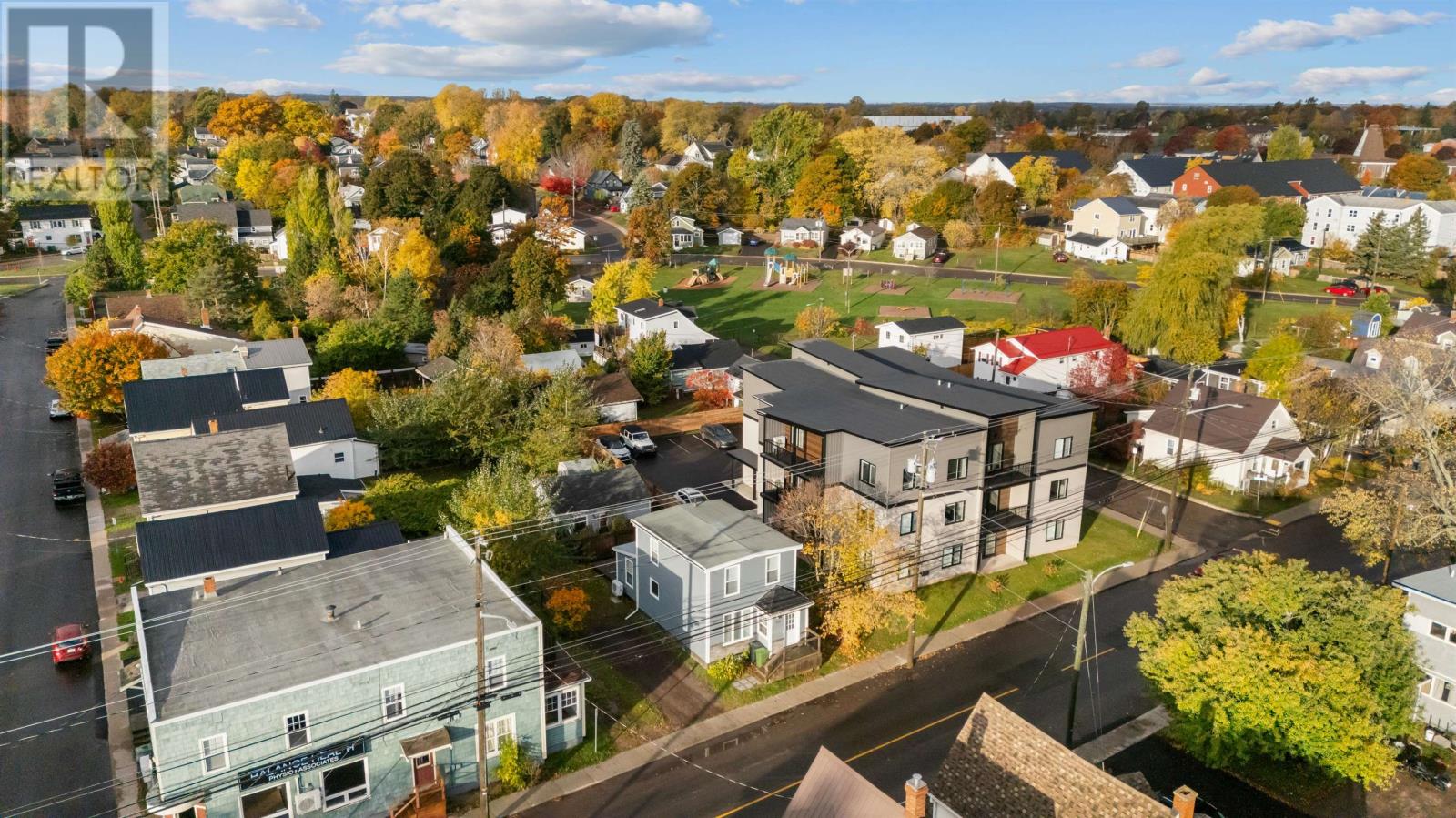 383 Queen Street, Charlottetown, Prince Edward Island  C1N 1X9 - Photo 2 - 202608071