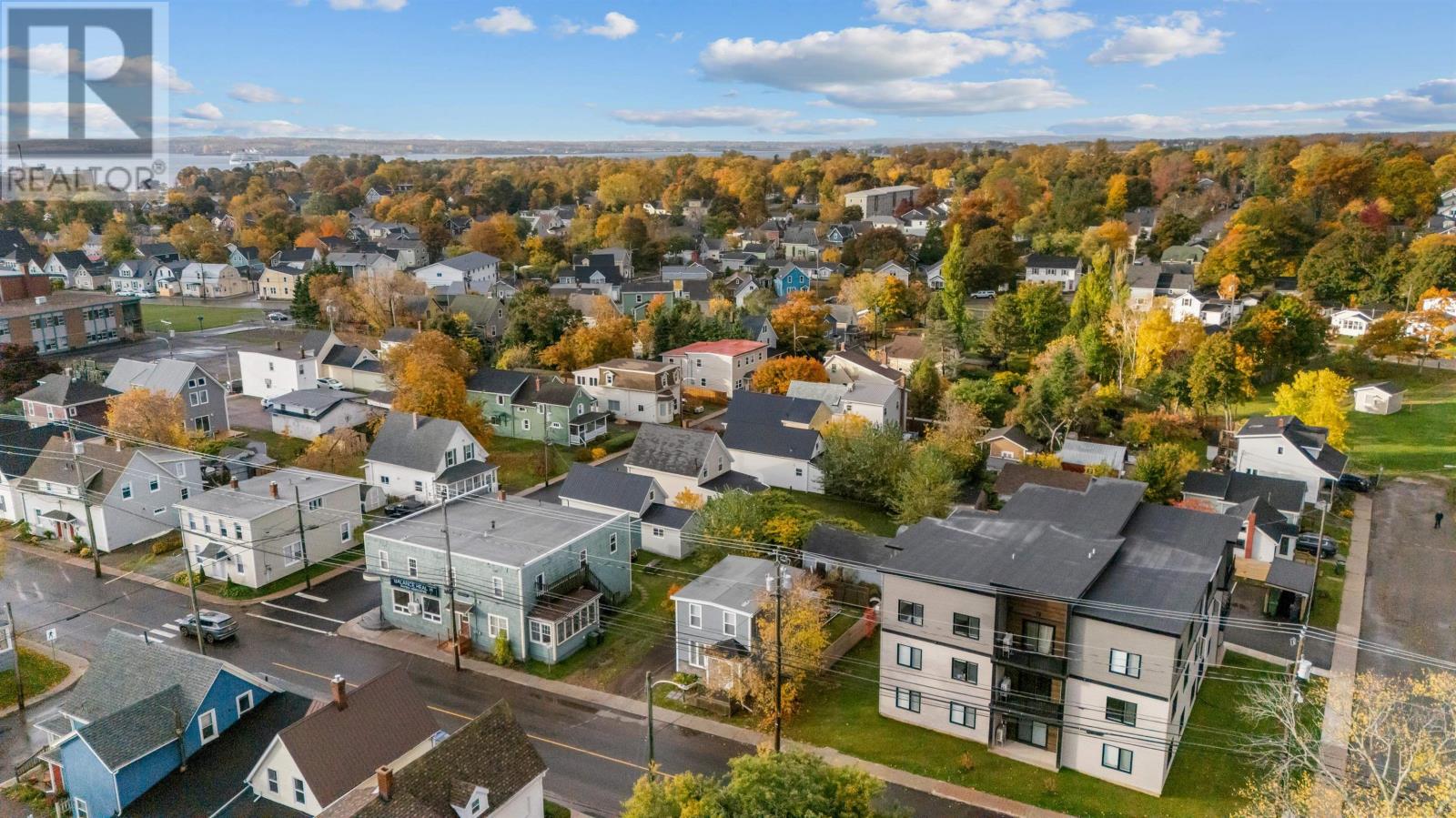383 Queen Street, Charlottetown, Prince Edward Island  C1N 1X9 - Photo 4 - 202608071