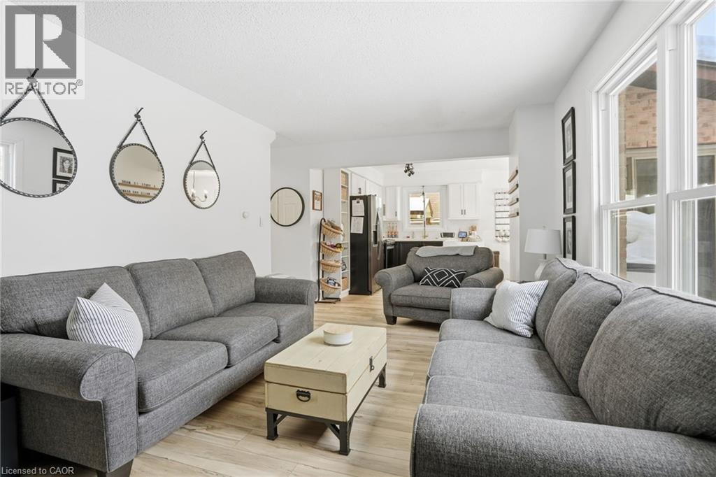 83 Briarsdale Crescent, Welland, Ontario  L3C 6S8 - Photo 9 - 40803943