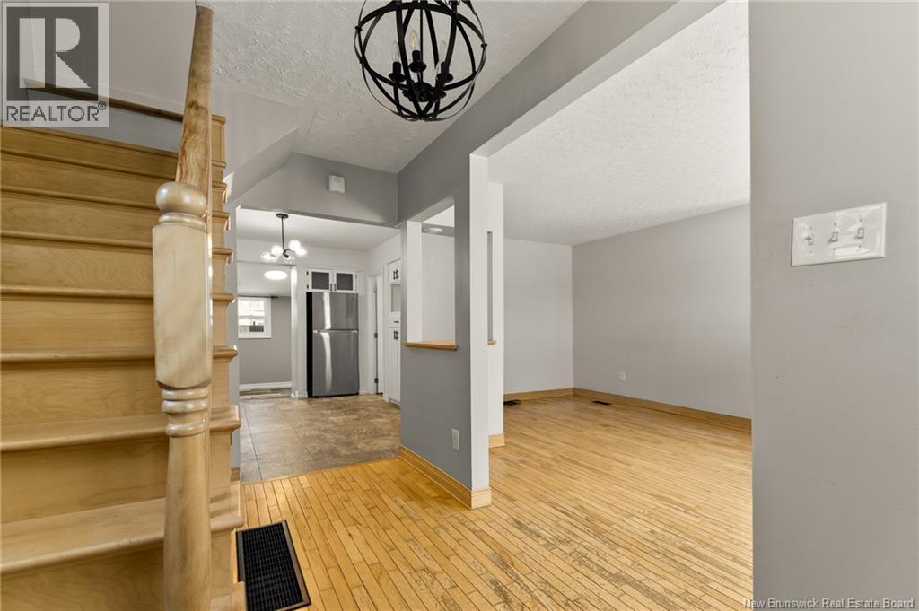 160 Spruce, Moncton, New Brunswick  E1C 7K3 - Photo 5 - NB132464