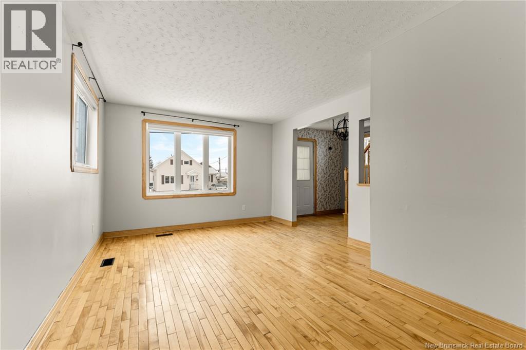 160 Spruce, Moncton, New Brunswick  E1C 7K3 - Photo 7 - NB132464