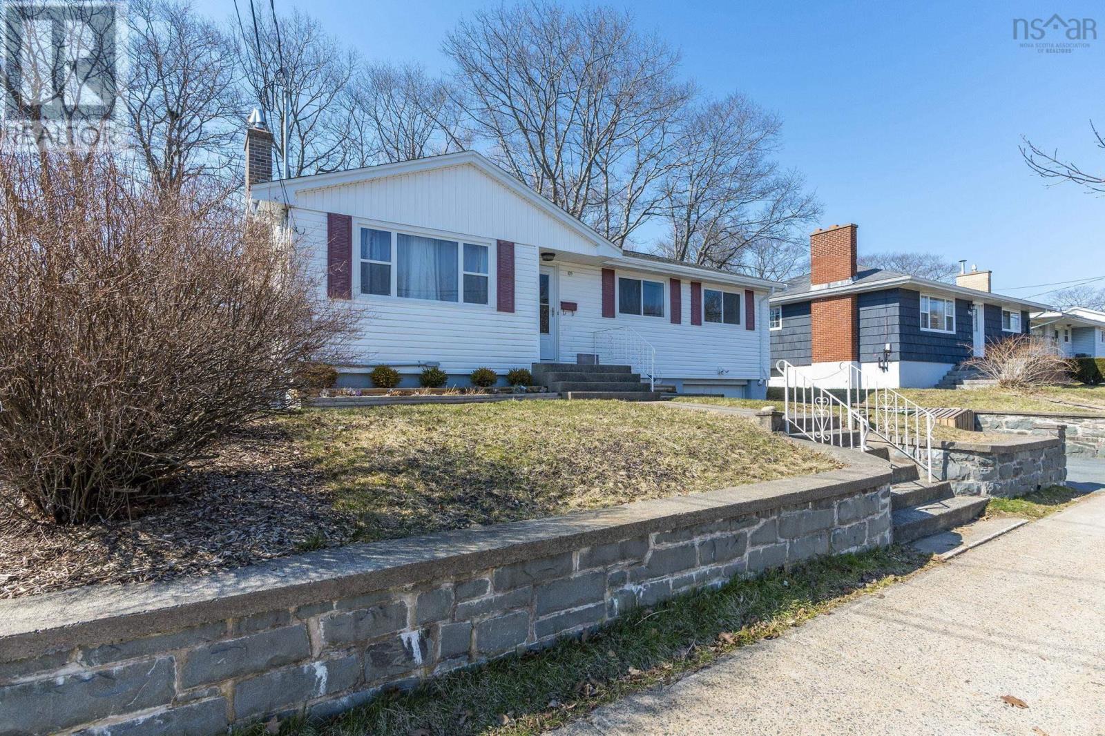 105 Chappell Street Nw, Dartmouth, Nova Scotia  B3A 3P9 - Photo 2 - 202607409