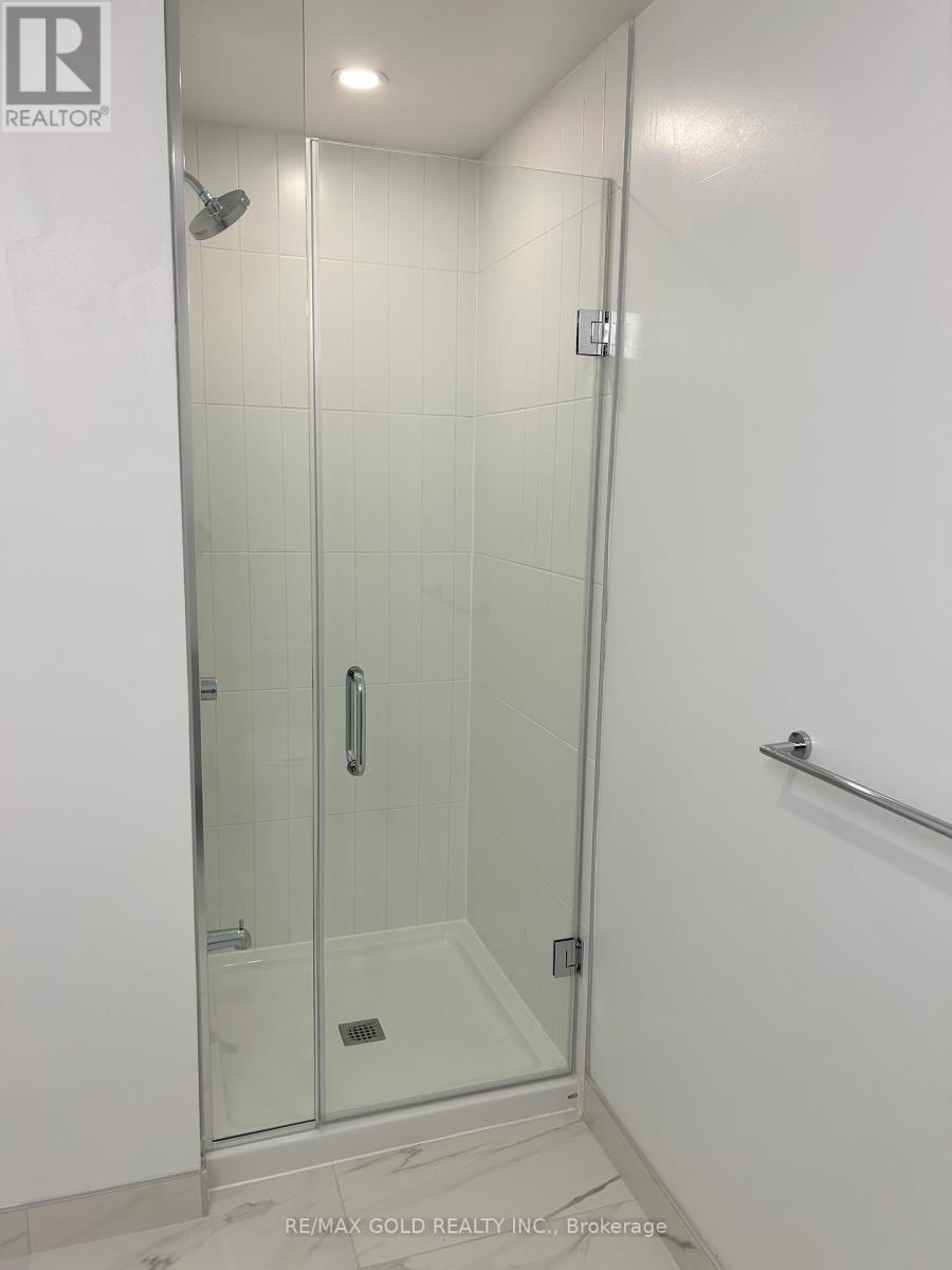 817 - 30 Dreamers Way, Toronto, Ontario  M5A 0Y7 - Photo 13 - C13020494