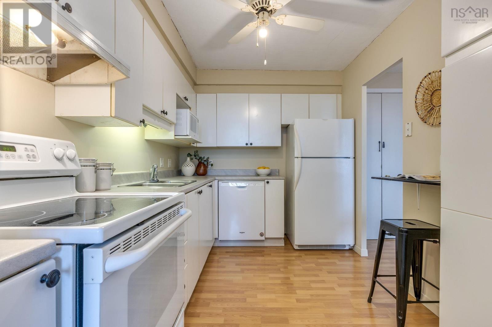 1409 5959 Spring Garden Road, Halifax, Nova Scotia  B3H 1Y5 - Photo 12 - 202608061