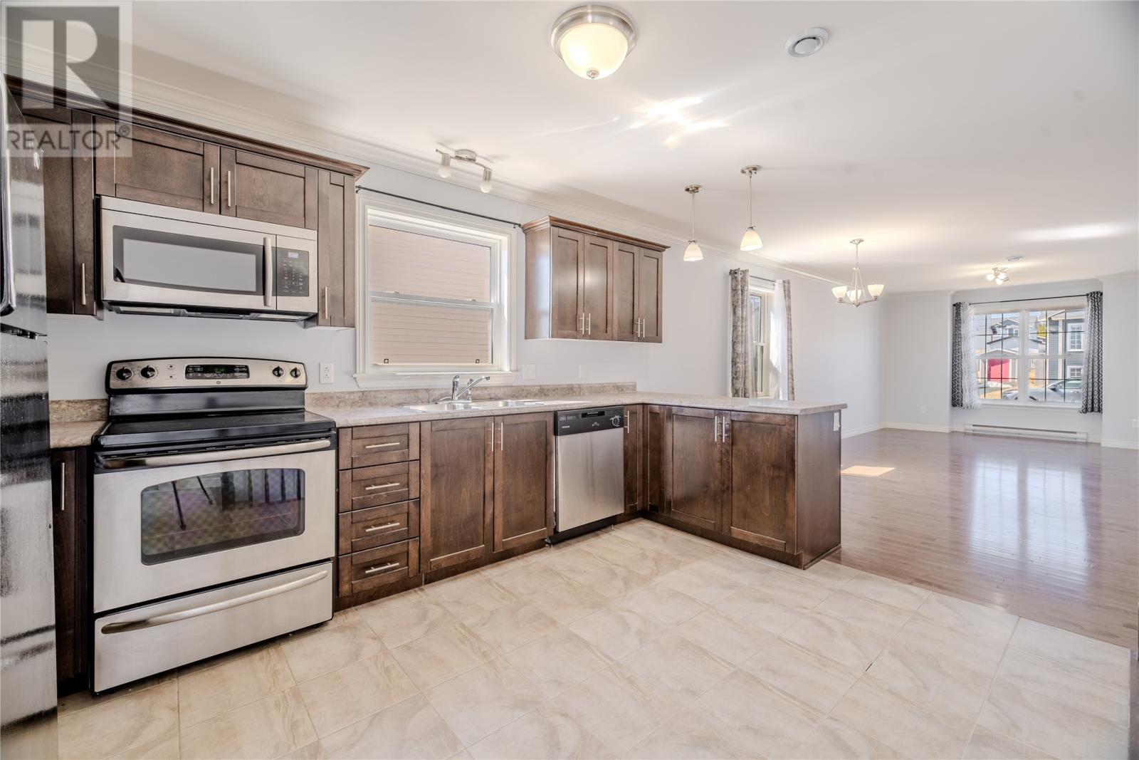 22 Bridgeport Street, Paradise, Newfoundland & Labrador  A1L 4C2 - Photo 5 - 1296355