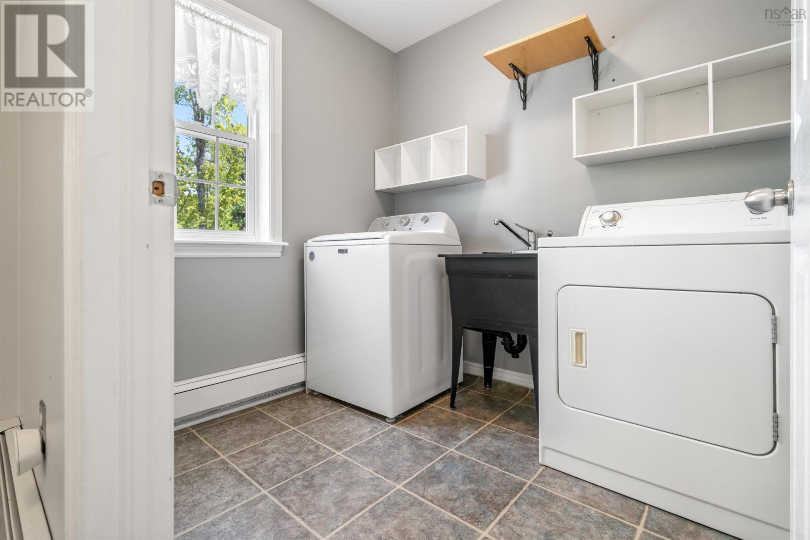 2024 Angell Street, Westville, Nova Scotia  B0K 2A0 - Photo 31 - 202600746