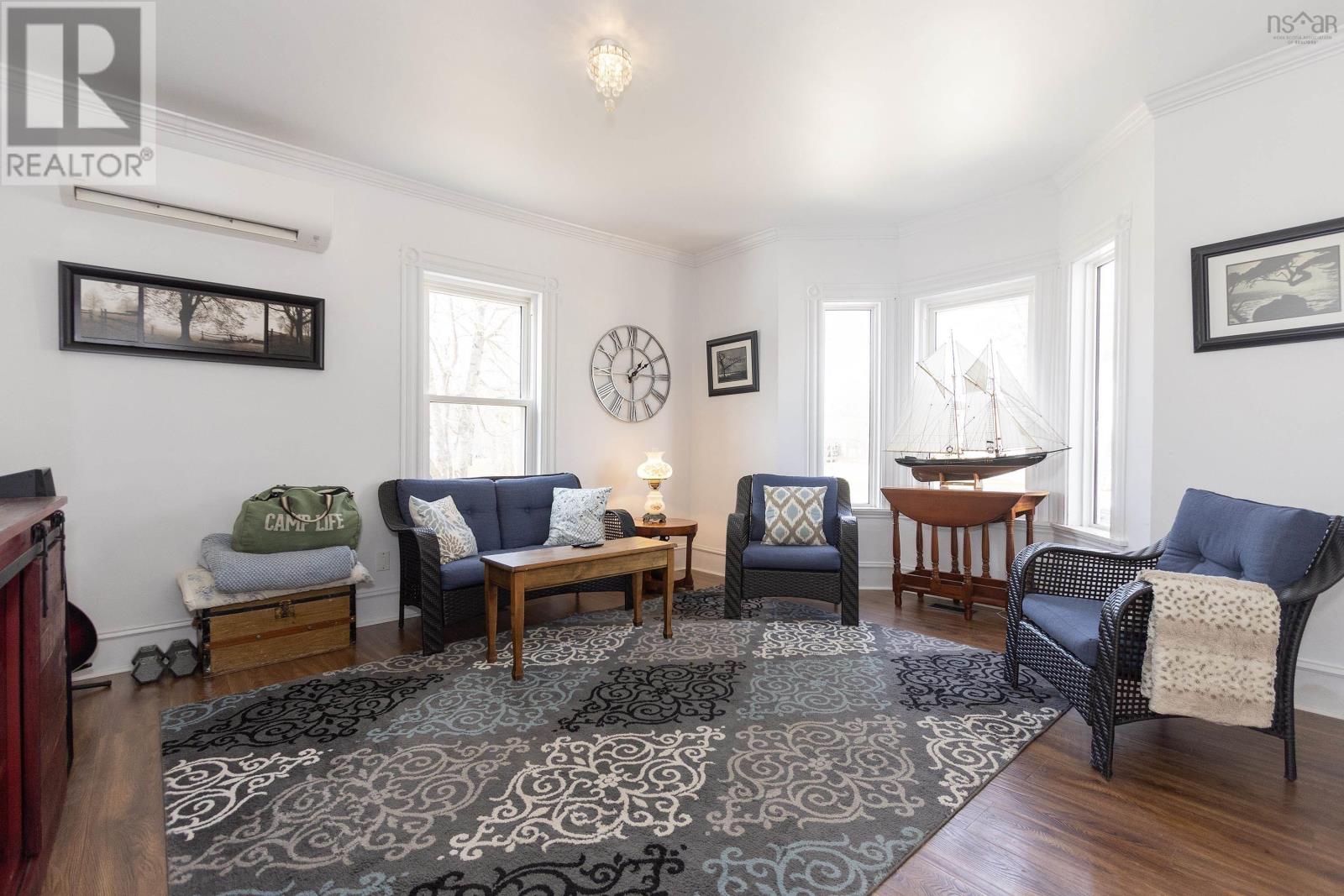 100 Queen Street, Parrsboro, Nova Scotia  B0M 1S0 - Photo 15 - 202603301