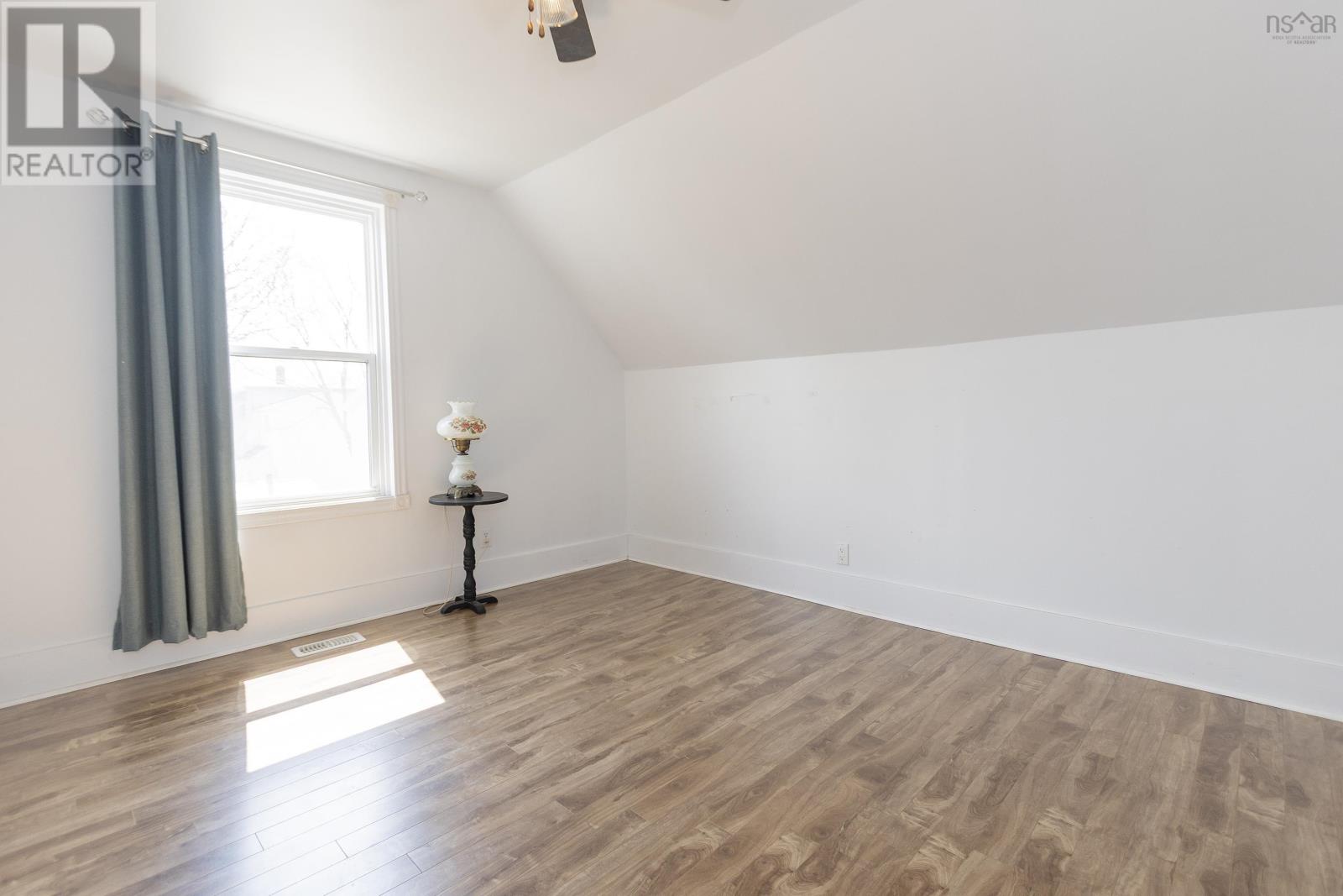 100 Queen Street, Parrsboro, Nova Scotia  B0M 1S0 - Photo 22 - 202603301