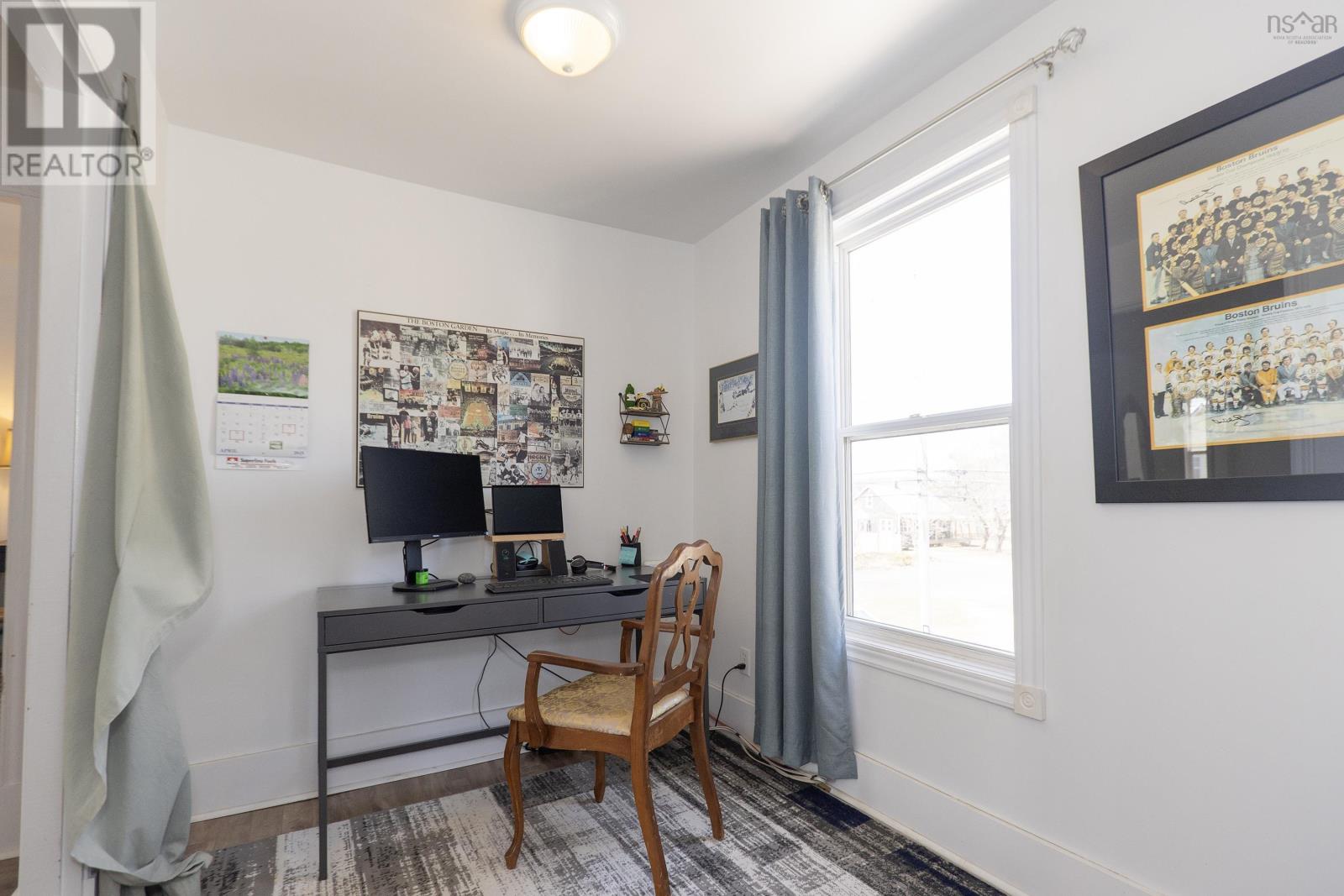 100 Queen Street, Parrsboro, Nova Scotia  B0M 1S0 - Photo 28 - 202603301