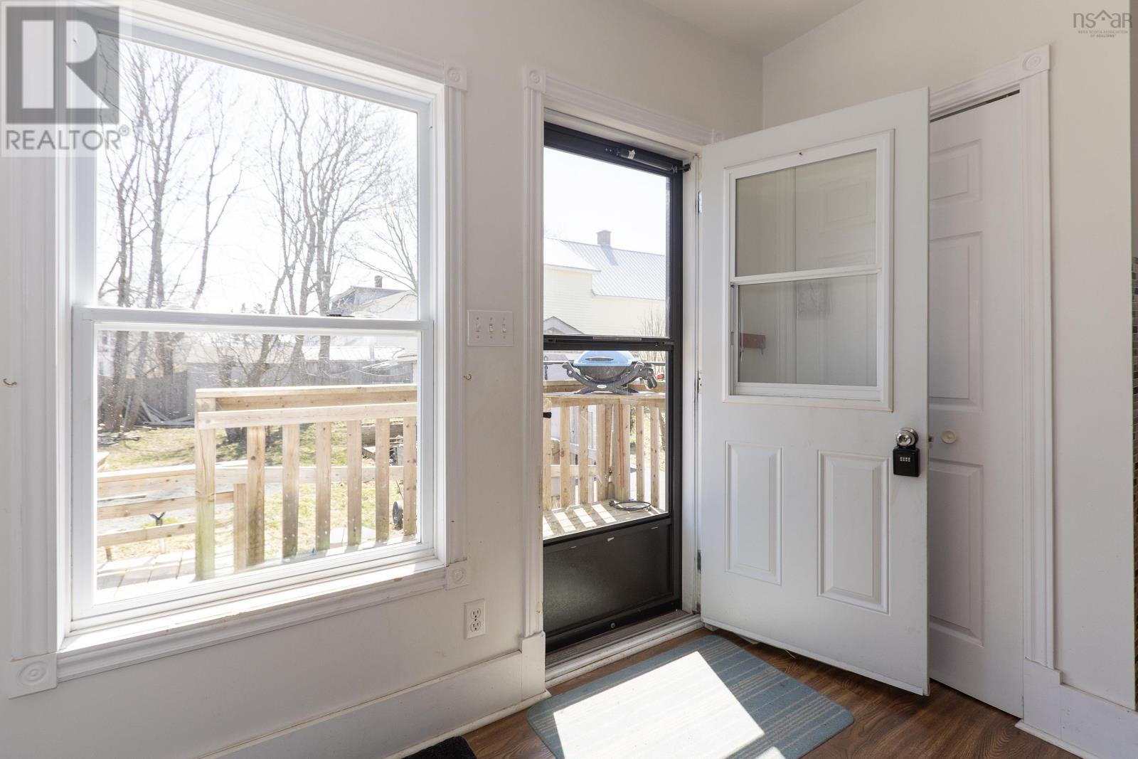 100 Queen Street, Parrsboro, Nova Scotia  B0M 1S0 - Photo 6 - 202603301