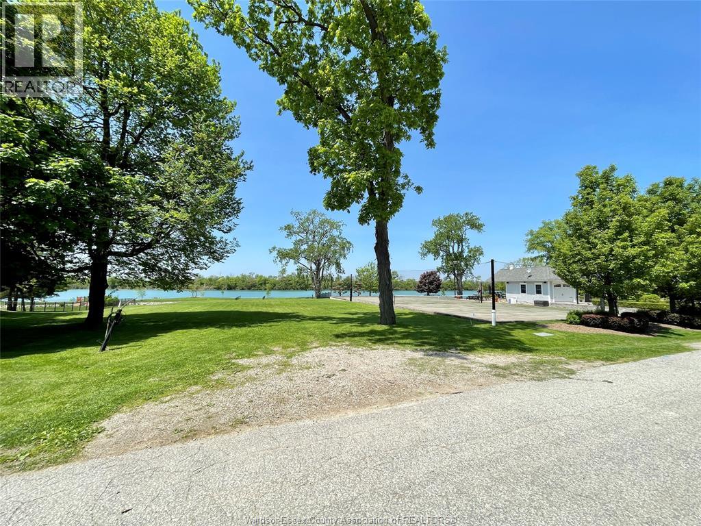 329 Crystal Bay Drive, Amherstburg, Ontario  N9V 4A7 - Photo 6 - 26008694