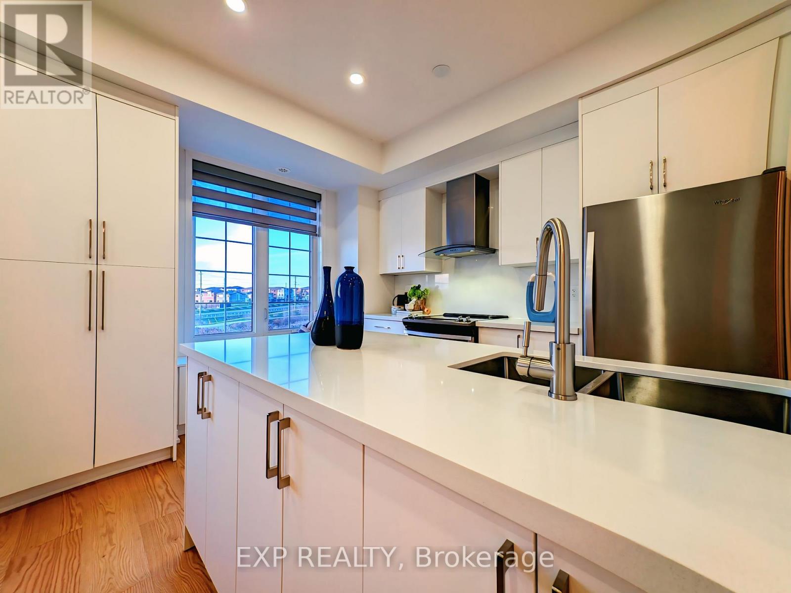 340 Clay Stones Street, Newmarket, Ontario  L3X 0M1 - Photo 9 - N13023312