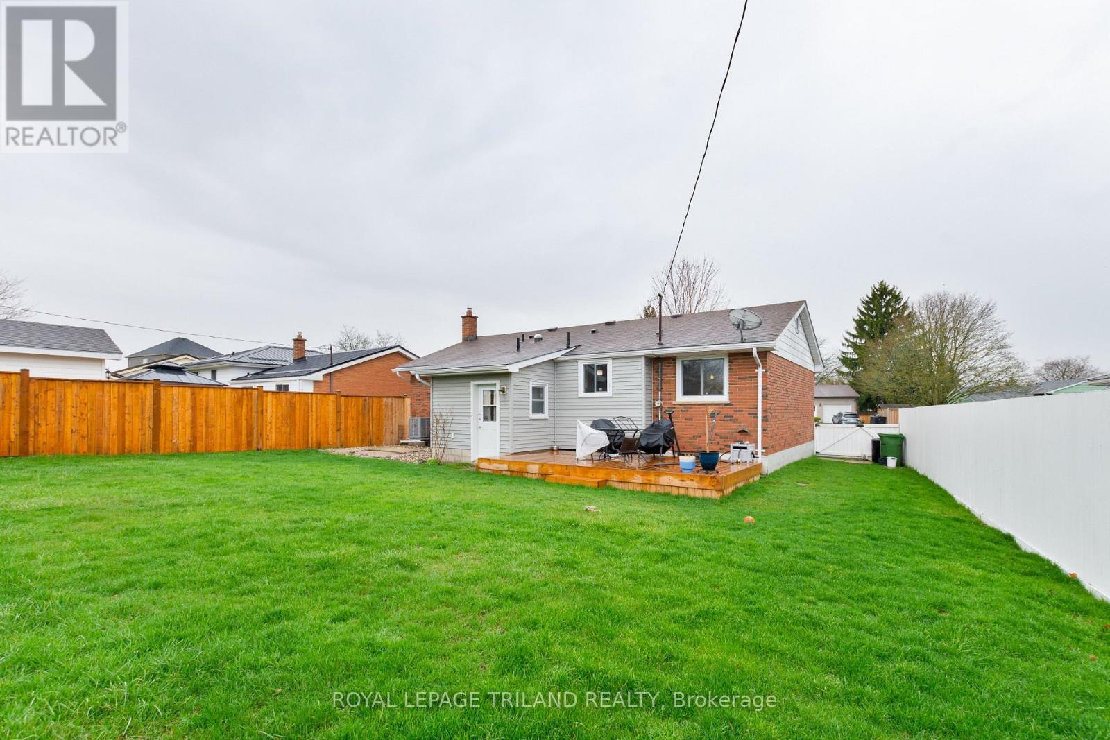 Photo 36 of 38 for 41 Dunwich Drive