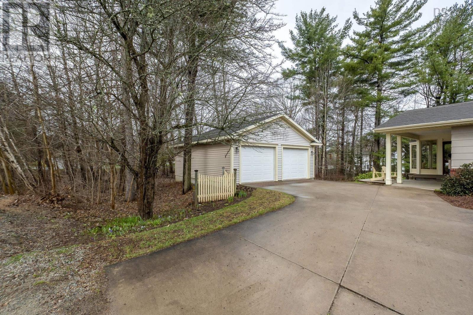 75 Duncan Avenue, Kentville, Nova Scotia  B4N 1N3 - Photo 43 - 202608069