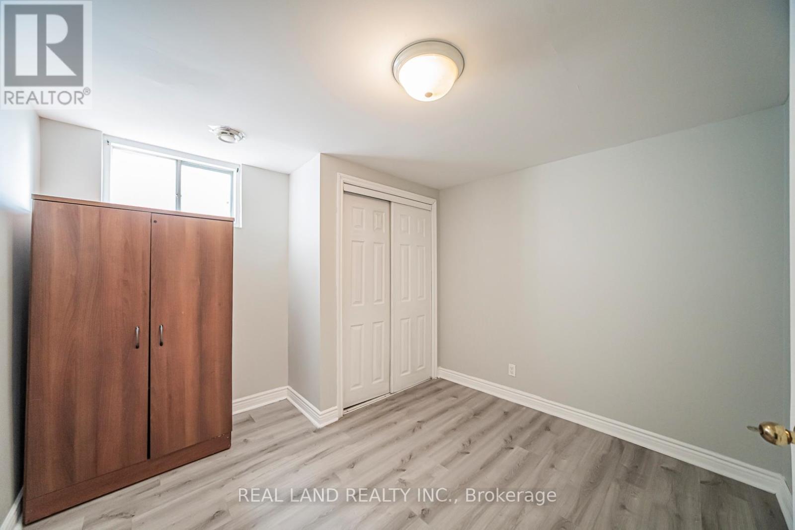 1153 Huntingwood Drive, Toronto, Ontario  M1S 1K6 - Photo 28 - E13023578