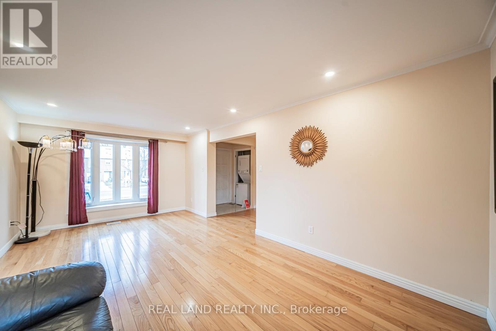 1153 Huntingwood Drive, Toronto, Ontario  M1S 1K6 - Photo 36 - E13023578