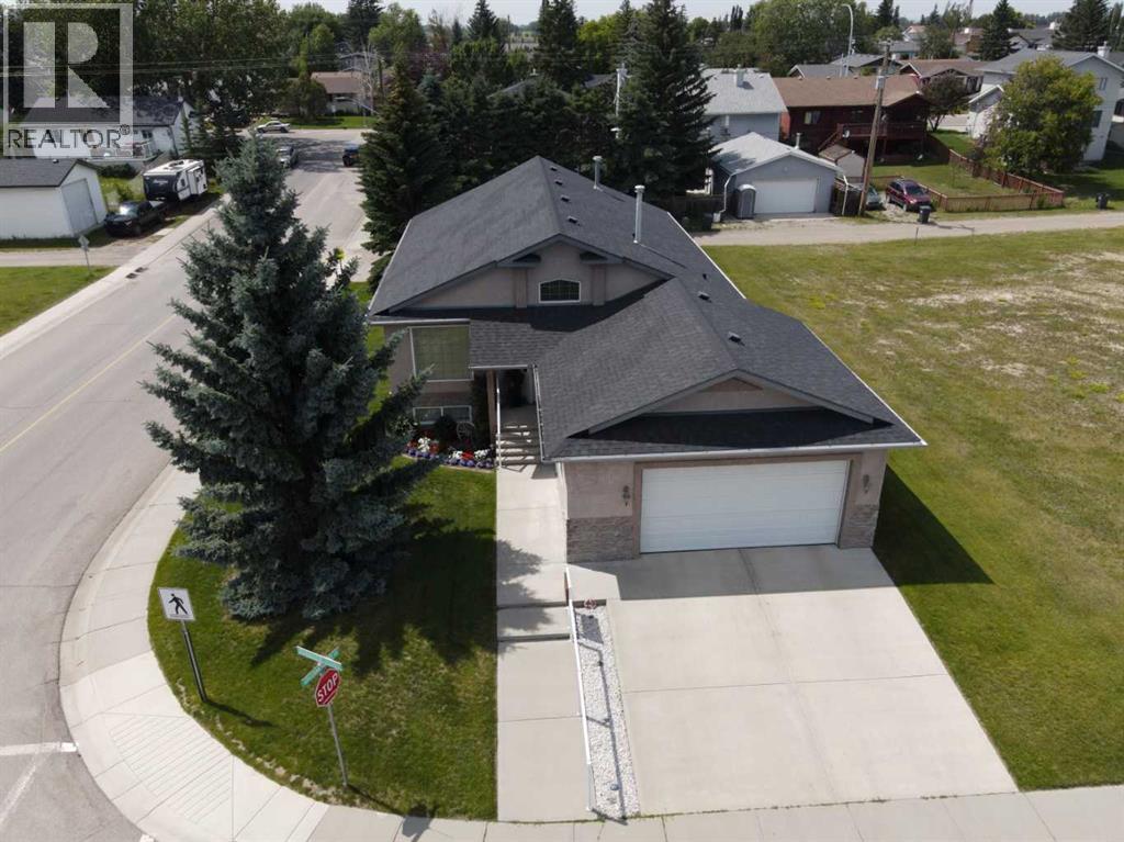 328 Parkview Estates, Strathmore, Alberta  T1P 1K8 - Photo 3 - A2301675