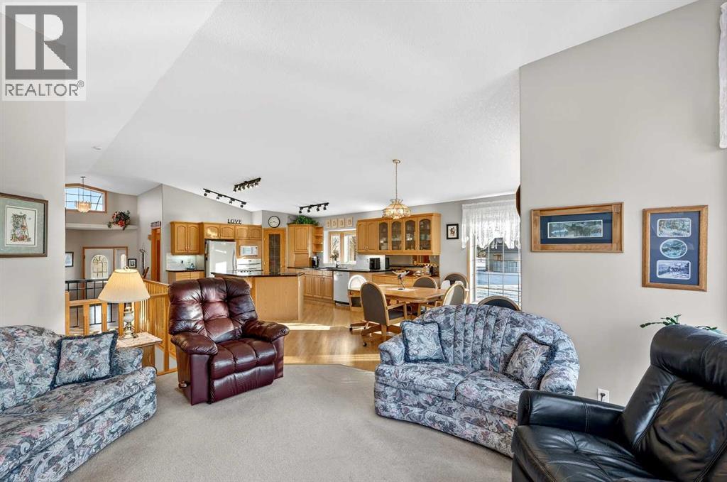 328 Parkview Estates, Strathmore, Alberta  T1P 1K8 - Photo 18 - A2301675