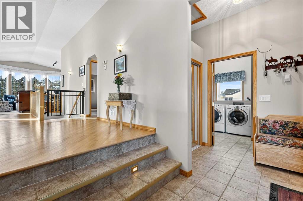 328 Parkview Estates, Strathmore, Alberta  T1P 1K8 - Photo 8 - A2301675