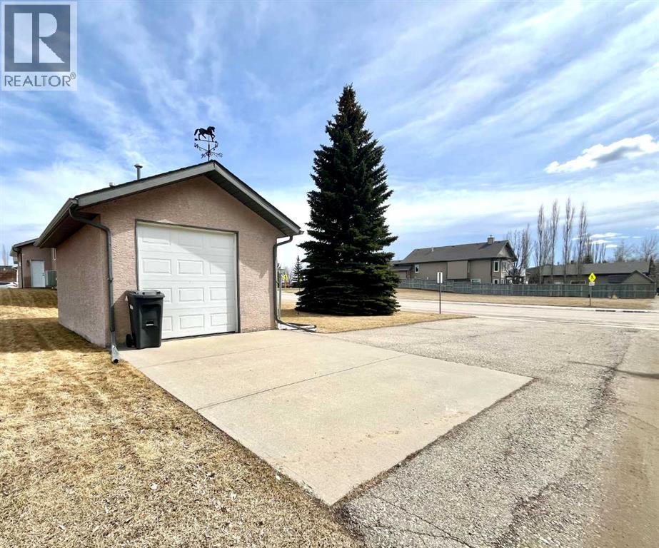 328 Parkview Estates, Strathmore, Alberta  T1P 1K8 - Photo 48 - A2301675