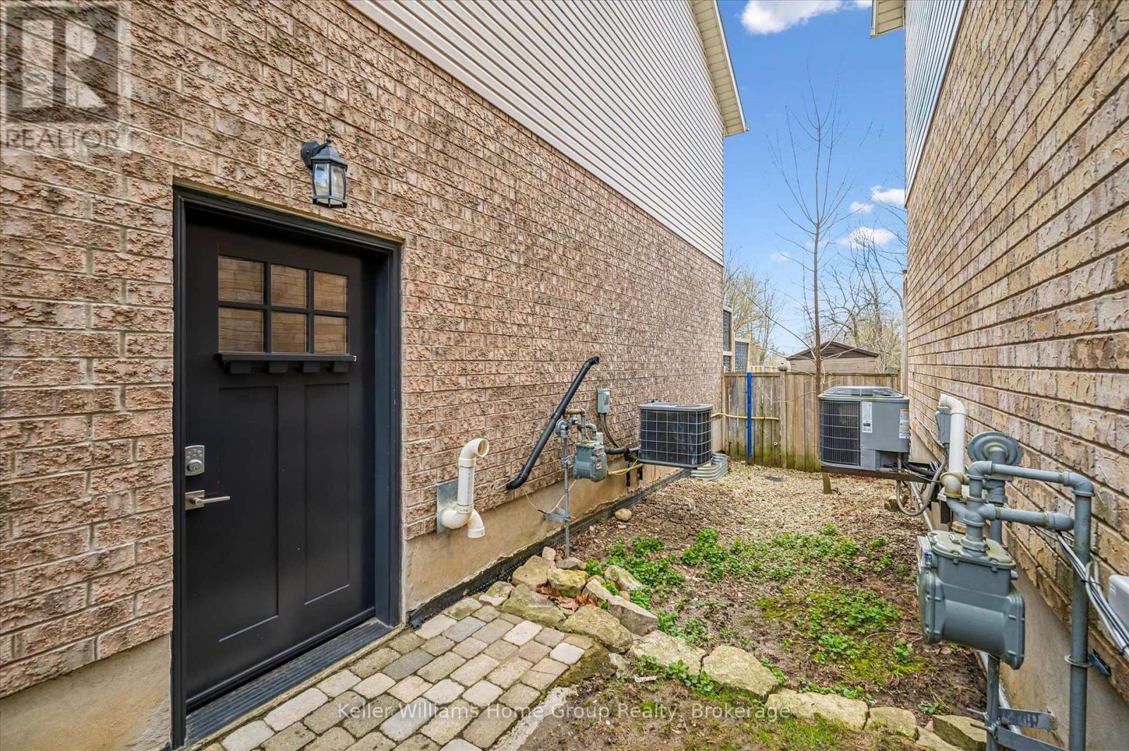 609 Perry Street, Centre Wellington (Fergus), Ontario  N1M 2R5 - Photo 49 - X13023604