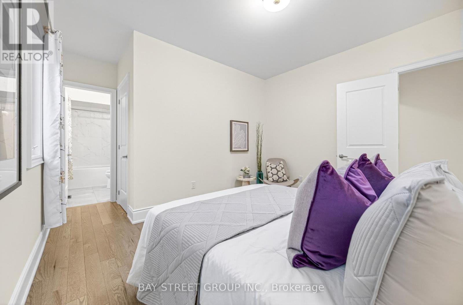 40 Meteorite Street, Richmond Hill, Ontario  L4C 4L9 - Photo 33 - N13023354