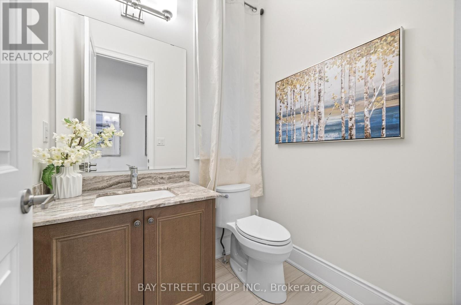 40 Meteorite Street, Richmond Hill, Ontario  L4C 4L9 - Photo 3 - N13023354