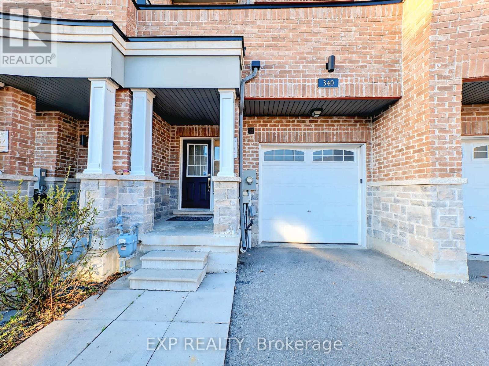 340 Clay Stones Street, Newmarket, Ontario  L3X 0M1 - Photo 5 - N13023312